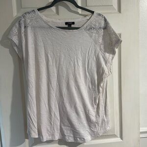Women’s short sleeve white shirt, lace sleeve, 1X